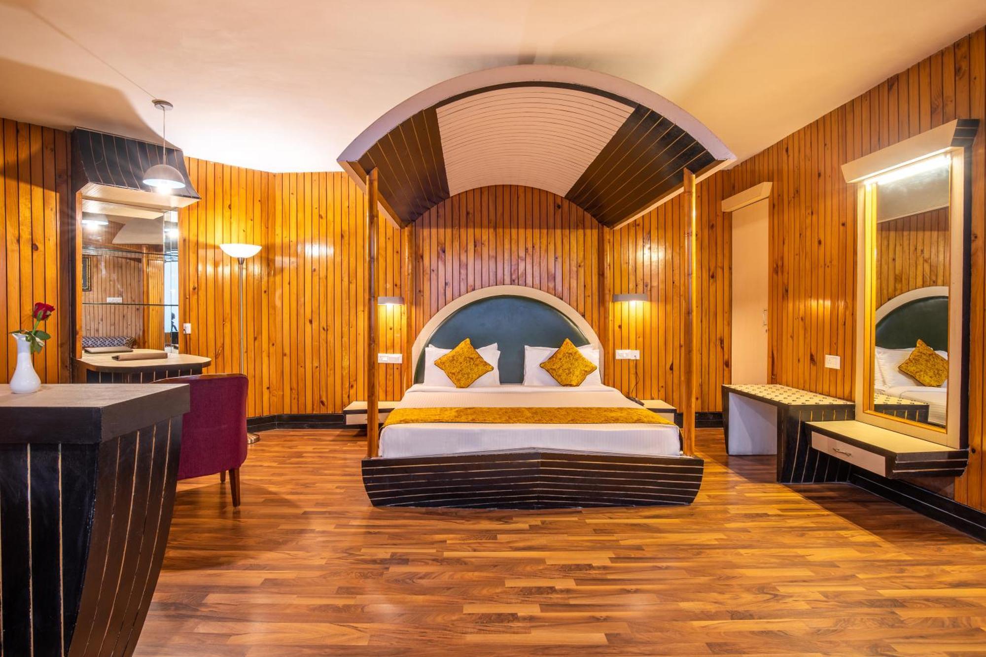 Poppys Pleasant Stay Kodaikanal Eksteriør bilde